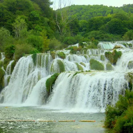 Apartman Hana 公寓