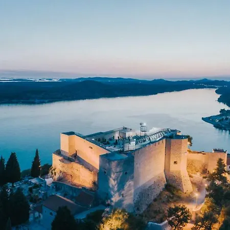 Apartman Hana Apartament *