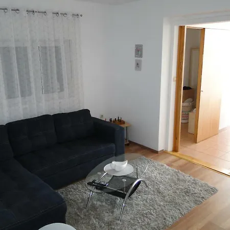 Apartman Hana Apartment *
