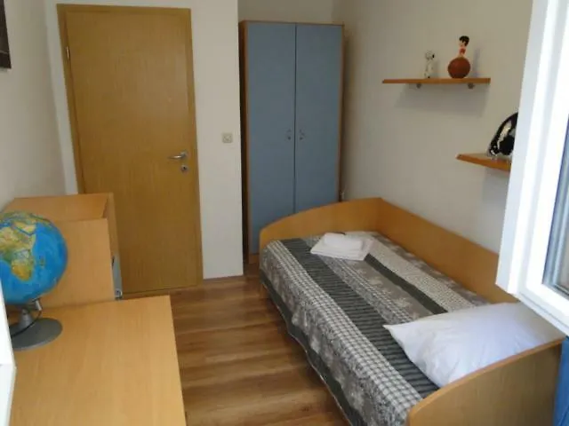 Apartman Hana *